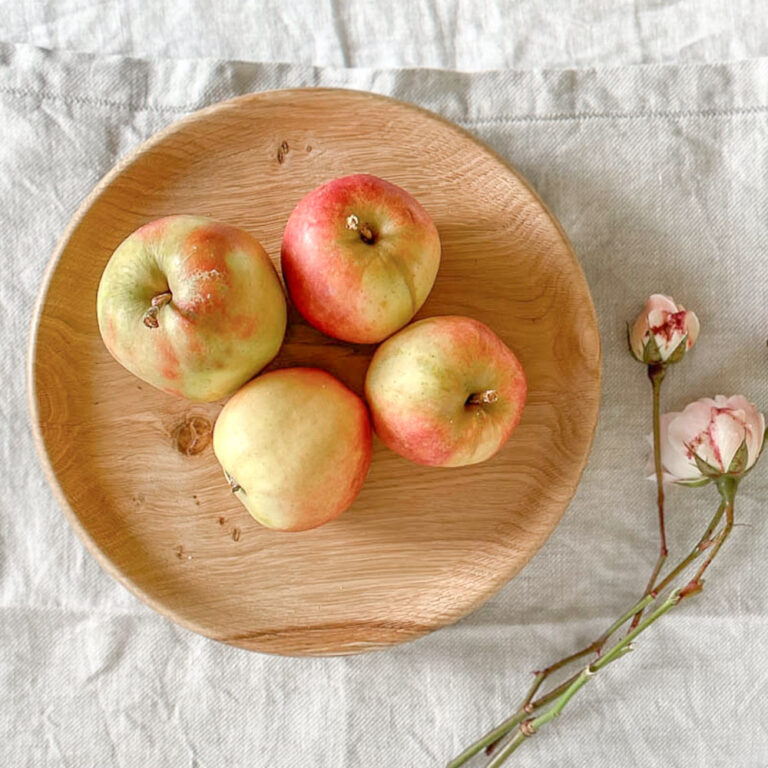 Oak Serving Platter handmade in Scotland thoughtful gifts that are made to last