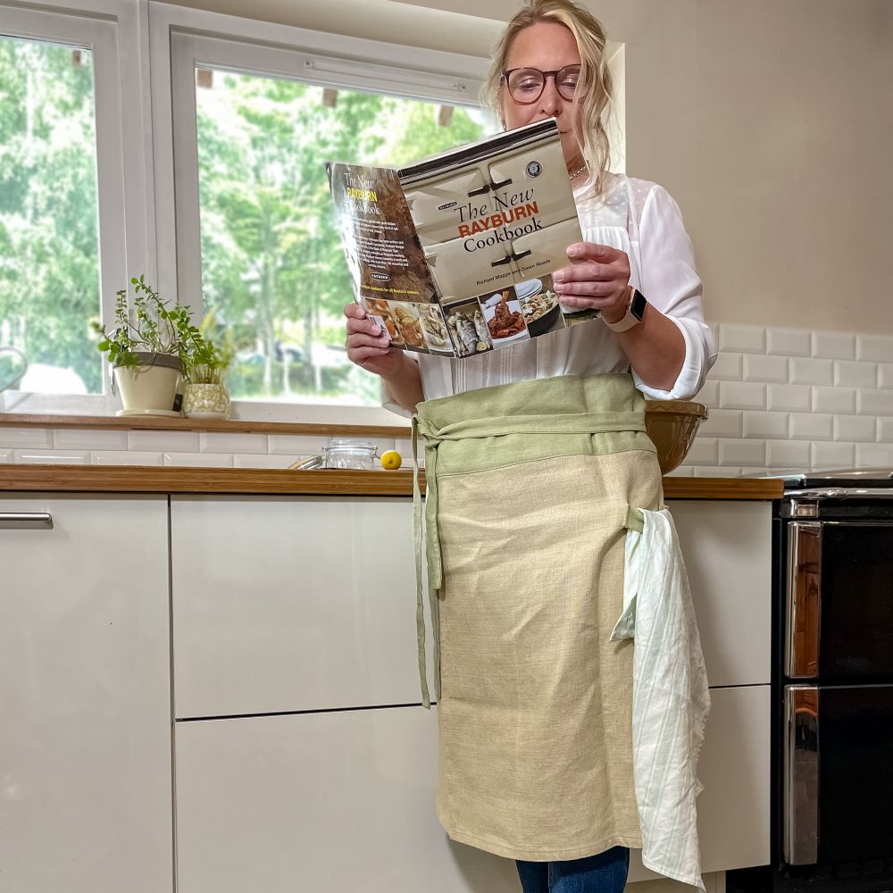 Scottish linen bistro apron handmade in scotland for style in the kitchen