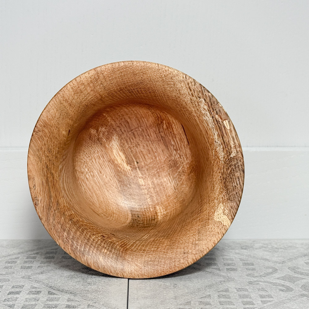 Artisan oak bowl style B-2