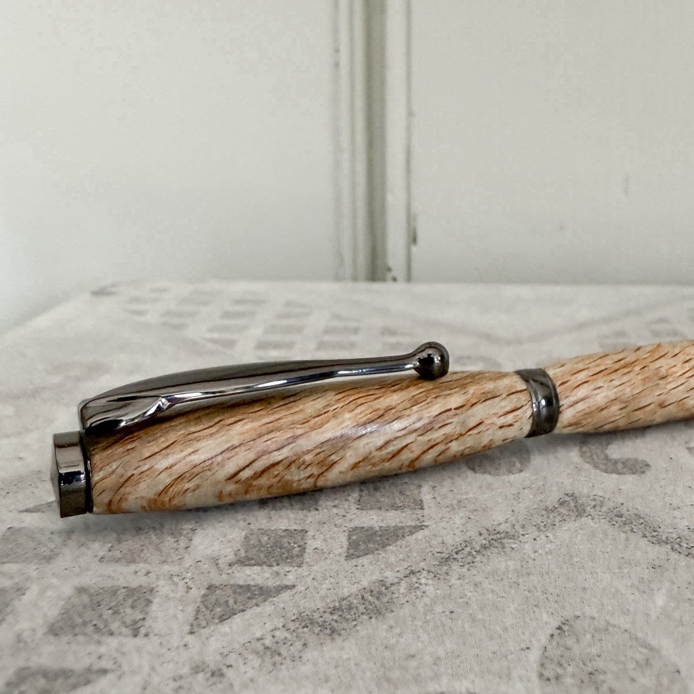 Oak Twist Pen