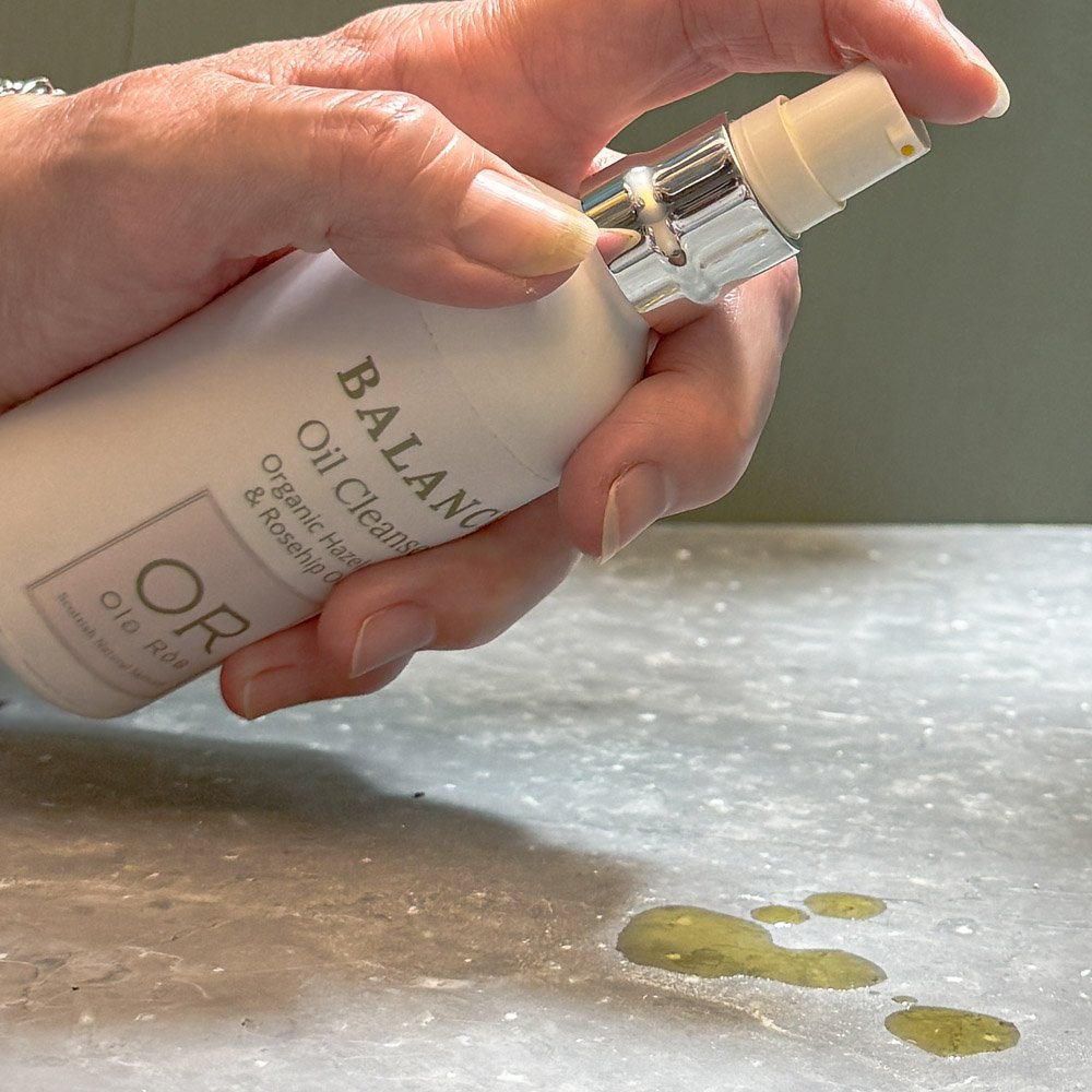 ola ròs Skincare balance oil cleanser