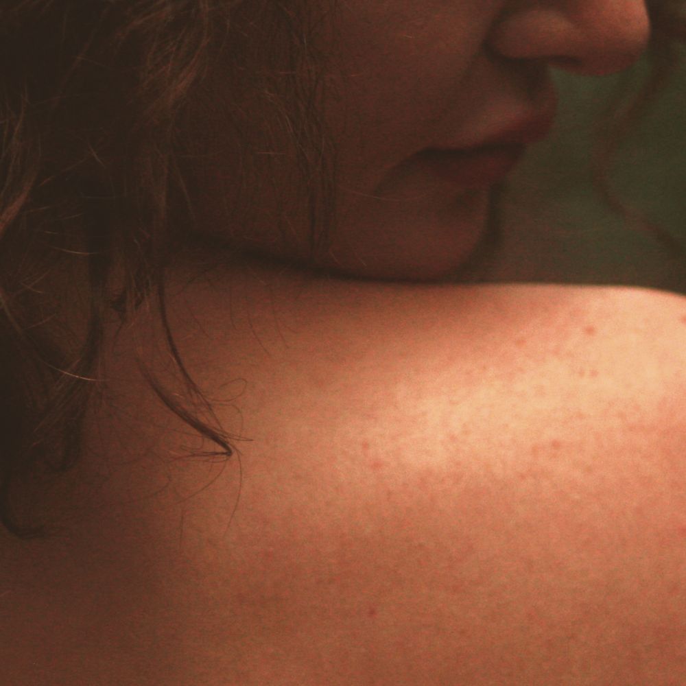 healthy skin on face and body starts with the right food and the right gentle cleansing this is explored in the Ola Ròs blog article Understanding the skin barrier